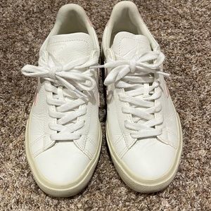 Veja Campo sneakers size 6